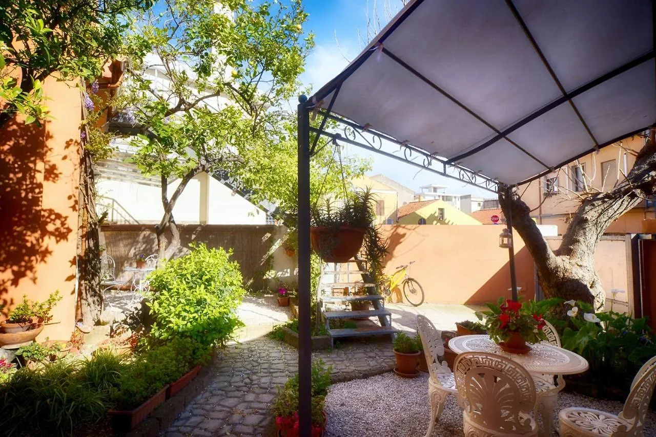 Casa Satta 1925 Hotel Olbia 2*,  Italien